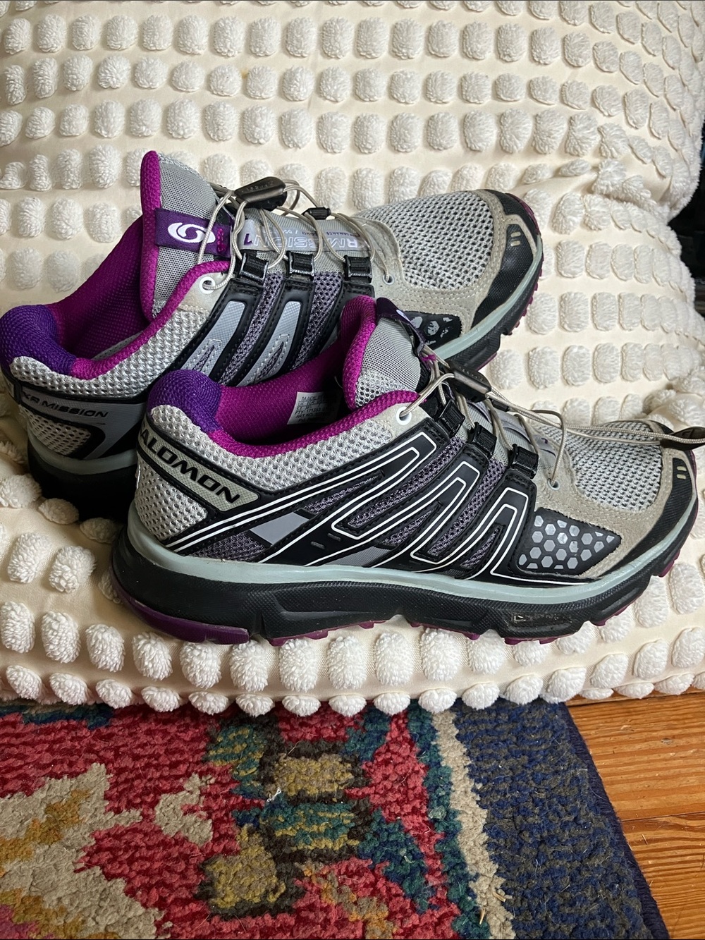 Salomon Trail Running sneakers, size 7